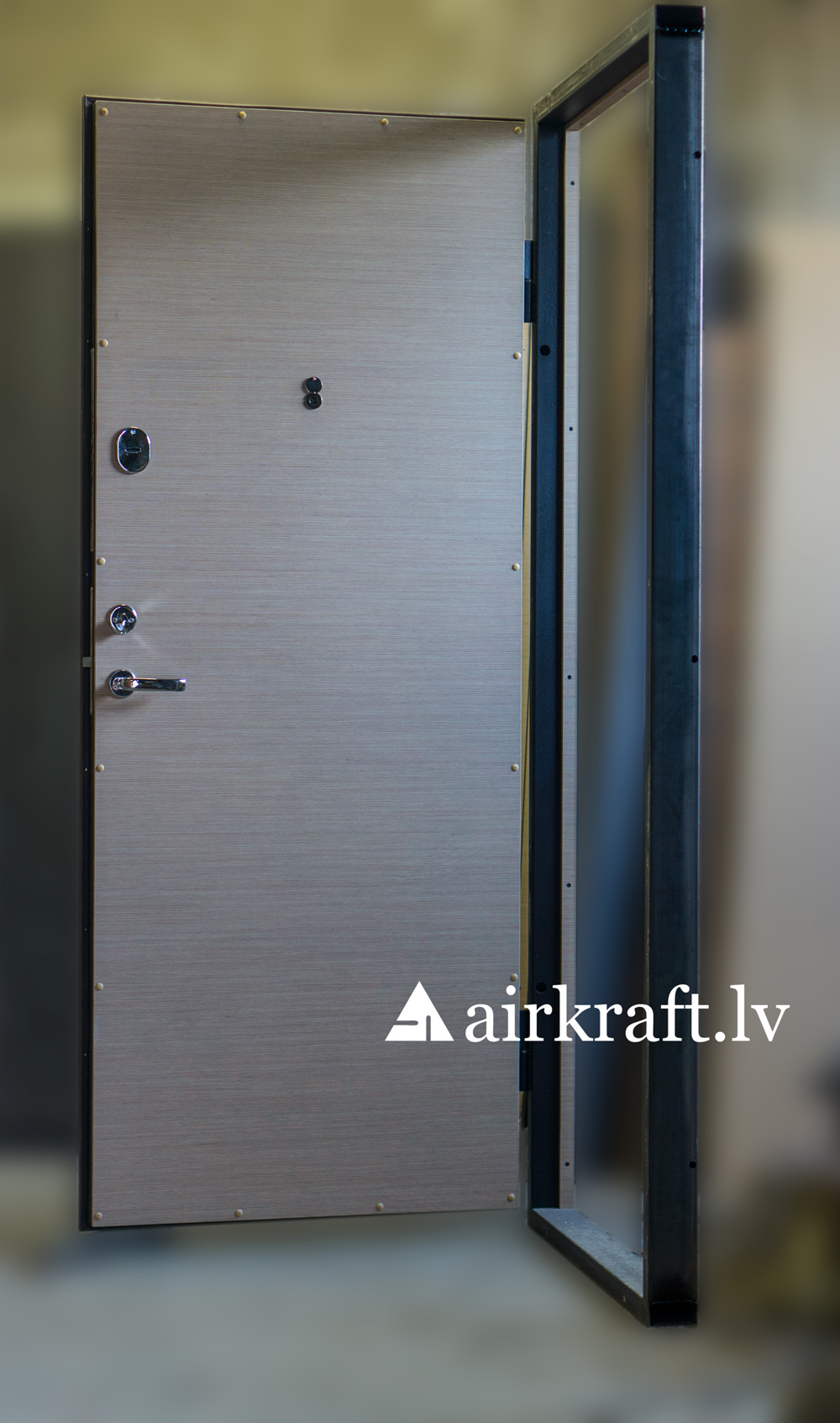 Metāla durvis ar lamināta apdari DD — Daugavpils