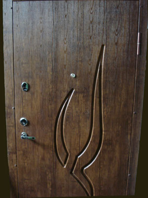 Metāla durvis ar MDF apdari — modelis 06