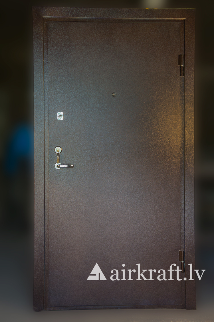 Metāla durvis ar pulverkrāsojumu — 2 mm tērauds
